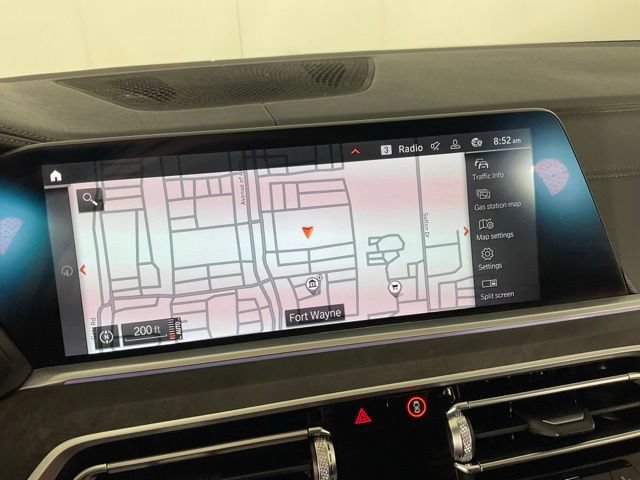 Used 2022 BMW X5 xDrive40i w/ Premium Package AWD/4WD image 14