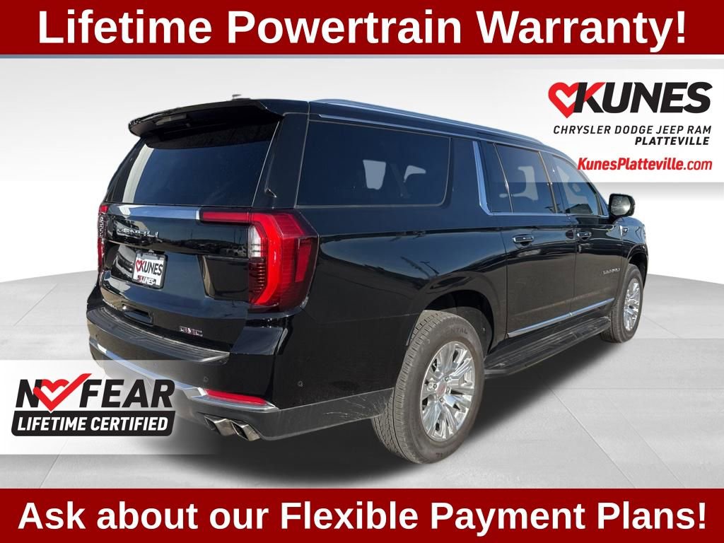 Used 2025 GMC Yukon XL Denali AWD/4WD image 11