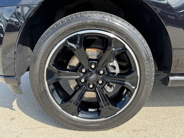 Used 2022 Ford Expedition Max Limited w/ Equipment Group 303A AWD/4WD image 10
