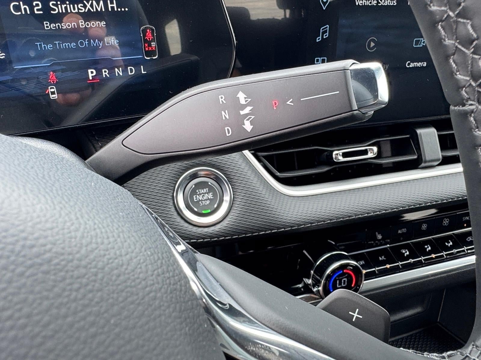 New 2027 Chevrolet Equinox LT w/ Convenience Package II AWD/4WD image 9
