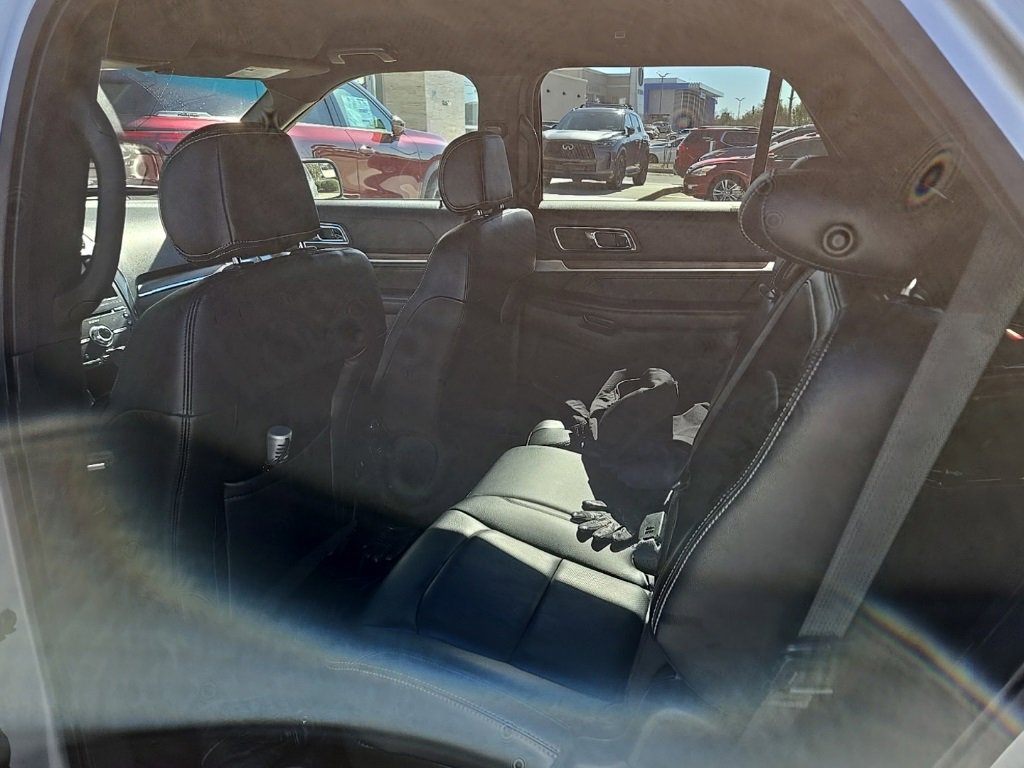 Used 2016 Ford Explorer Limited image 9