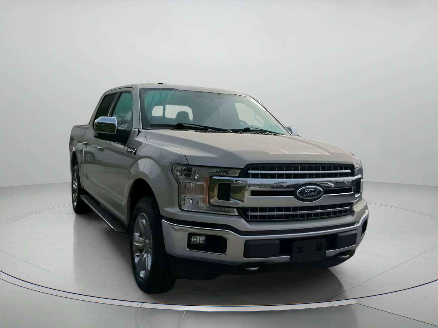 Certified 2018 Ford F150 XLT w/ Equipment Group 302A Luxury image 3