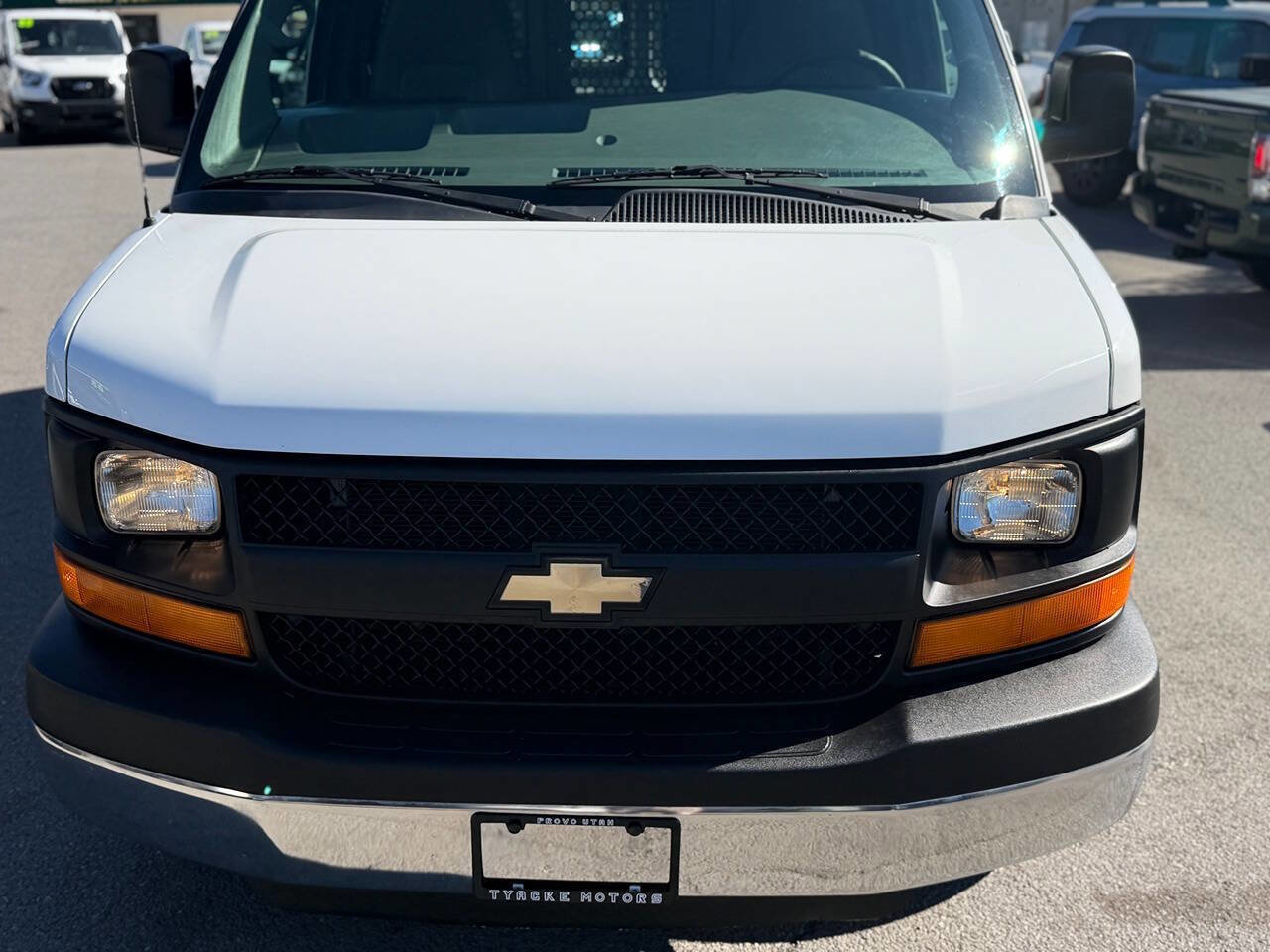Used 2014 Chevrolet Express 2500 image 75