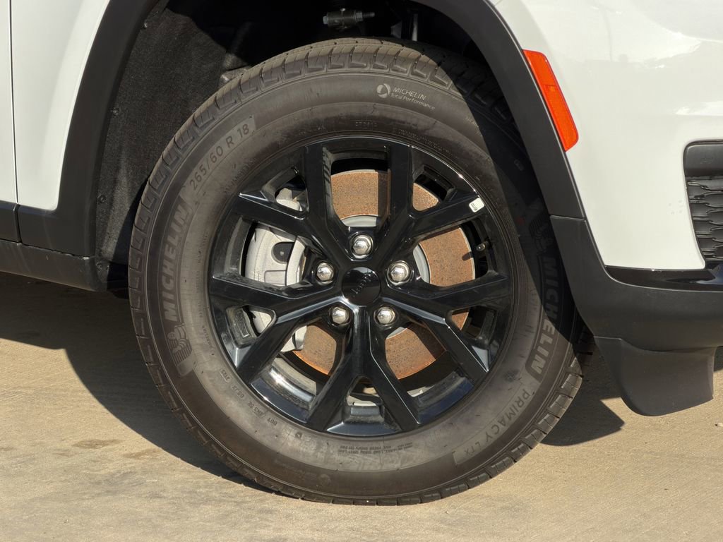 New 2025 Jeep Grand Cherokee L Altitude AWD/4WD image 8