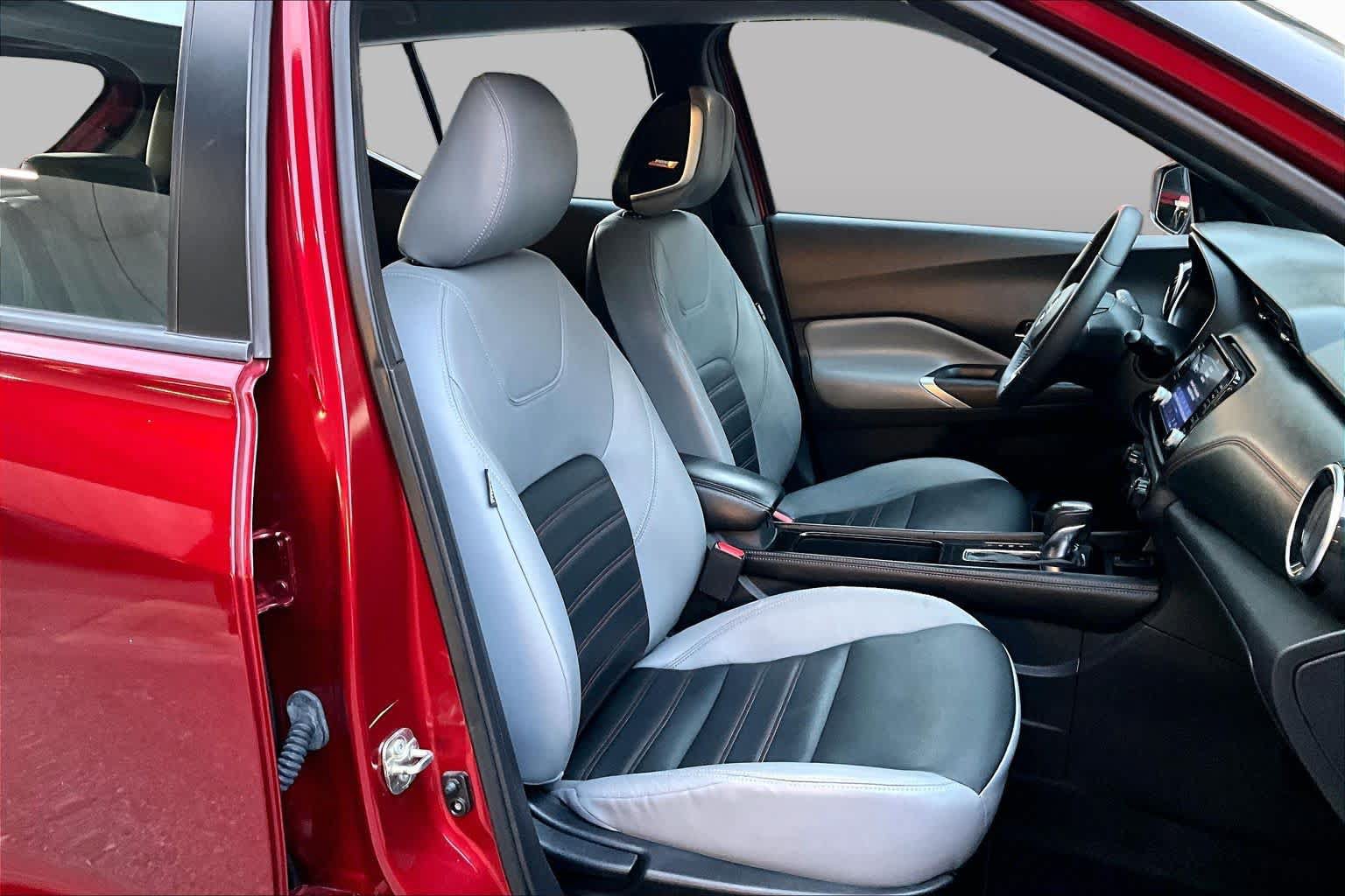 Certified 2021 Nissan Kicks SR w/ SR Premium Package FWD image 9