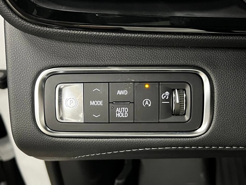 New 2026 Buick Enclave Preferred w/ LPO, Floor Liner Package AWD/4WD image 15