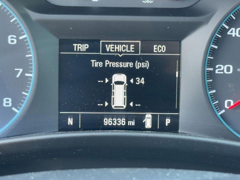 Used 2020 Chevrolet Equinox LS w/ LS Convenience Package image 18