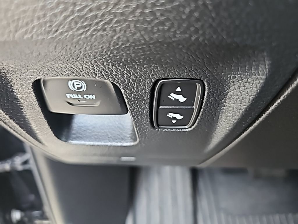 Certified 2025 RAM 1500 Big Horn image 33