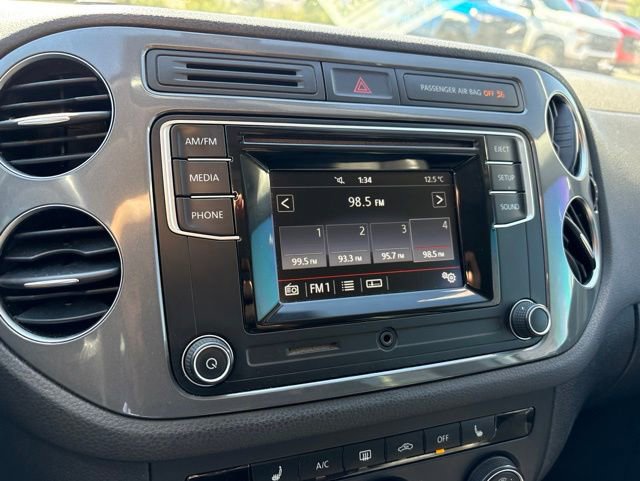 Used 2016 Volkswagen Tiguan S FWD image 19