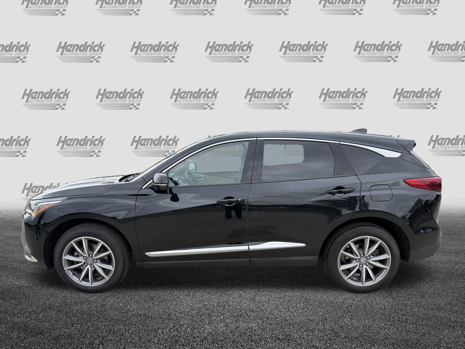 Certified 2023 Acura RDX FWD w/ Technology Package image 7