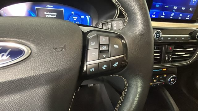 Used 2021 Ford Escape Titanium w/ Titanium Premium Package FWD image 16