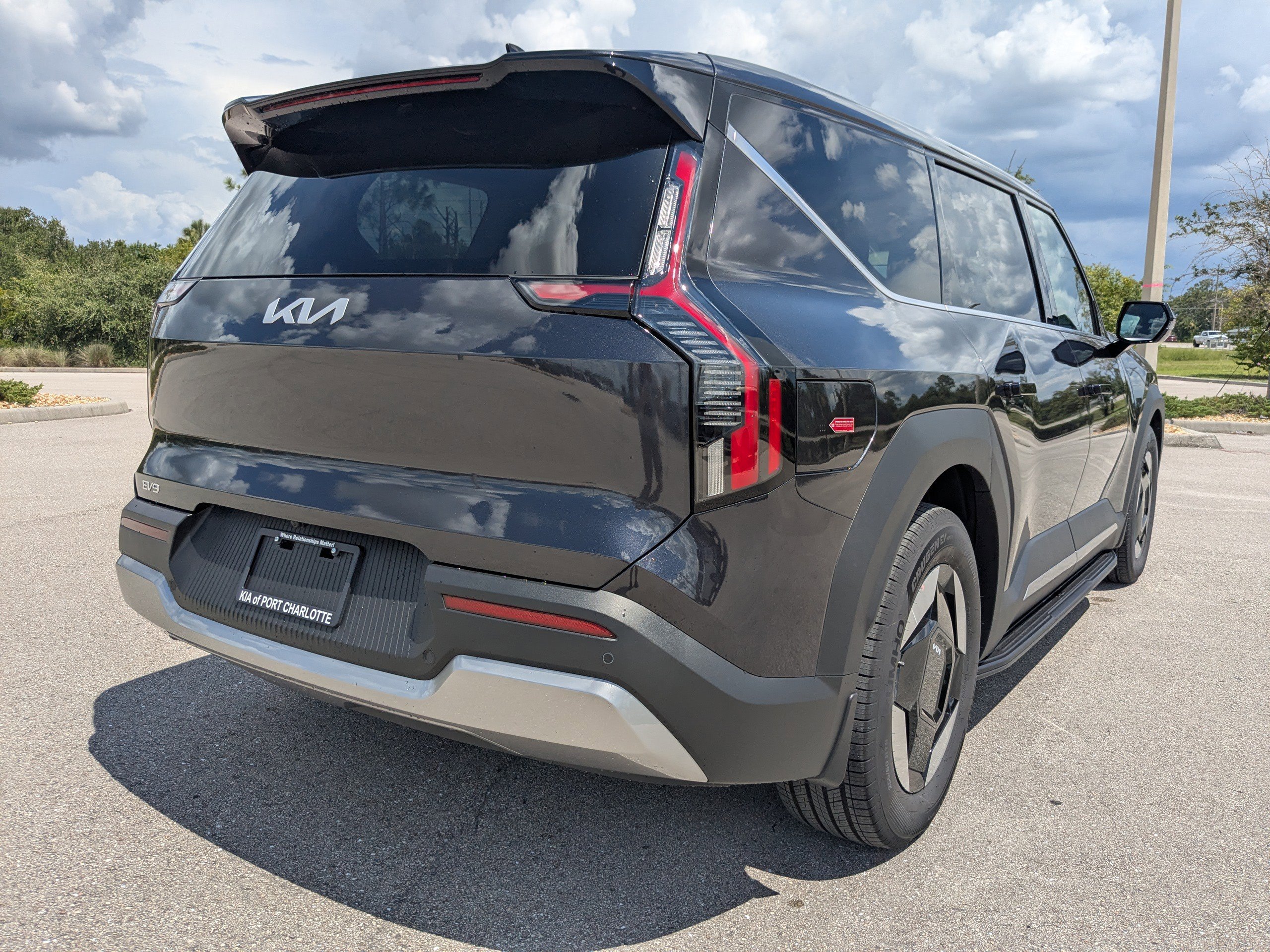 New 2026 Kia EV9 Light image 5