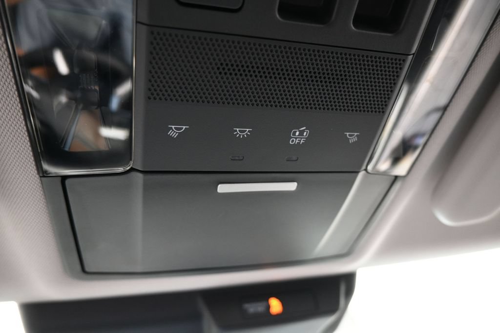 New 2026 Mitsubishi Outlander SE FWD image 36