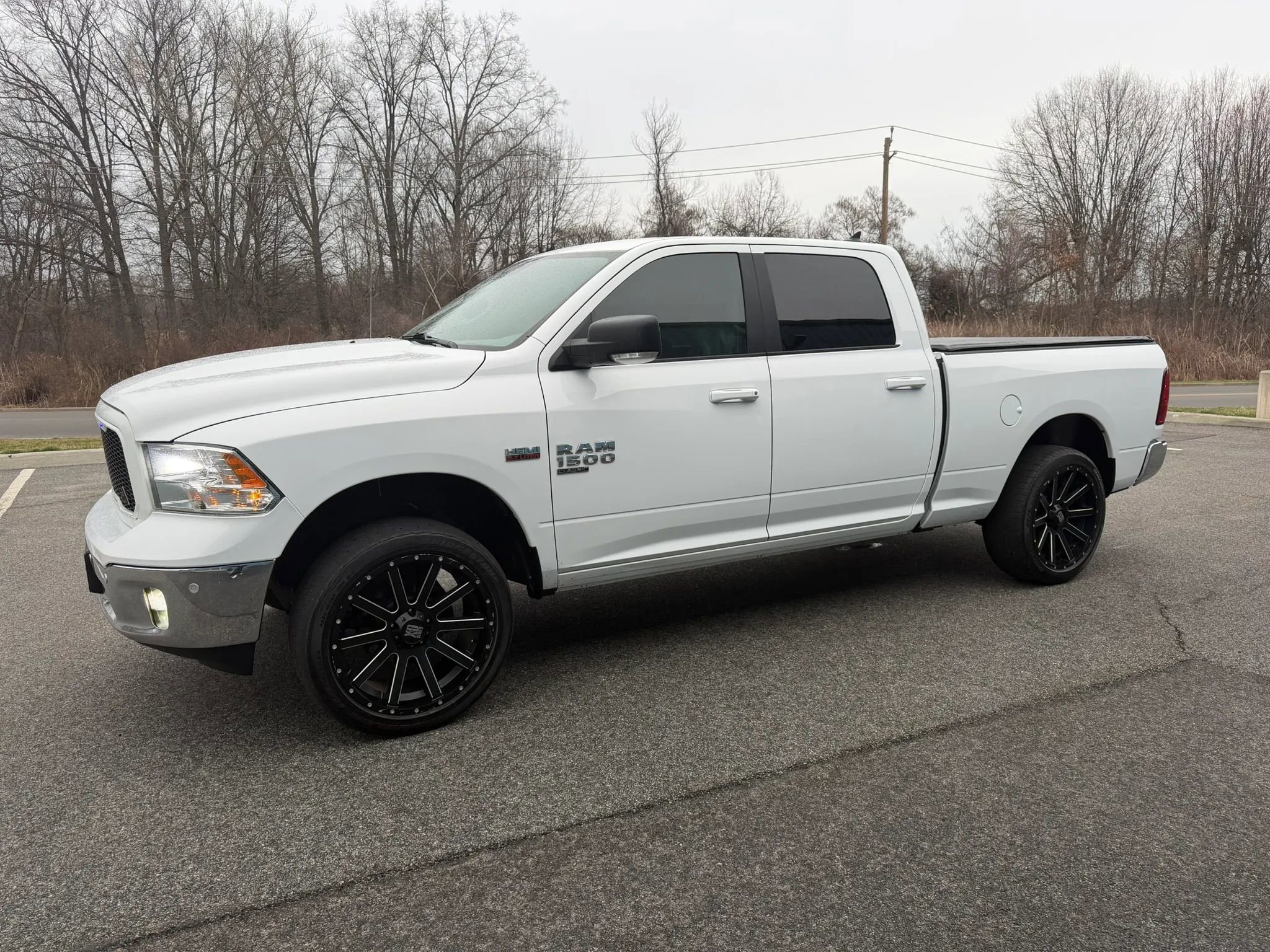 Used 2019 RAM 1500 Big Horn image 3