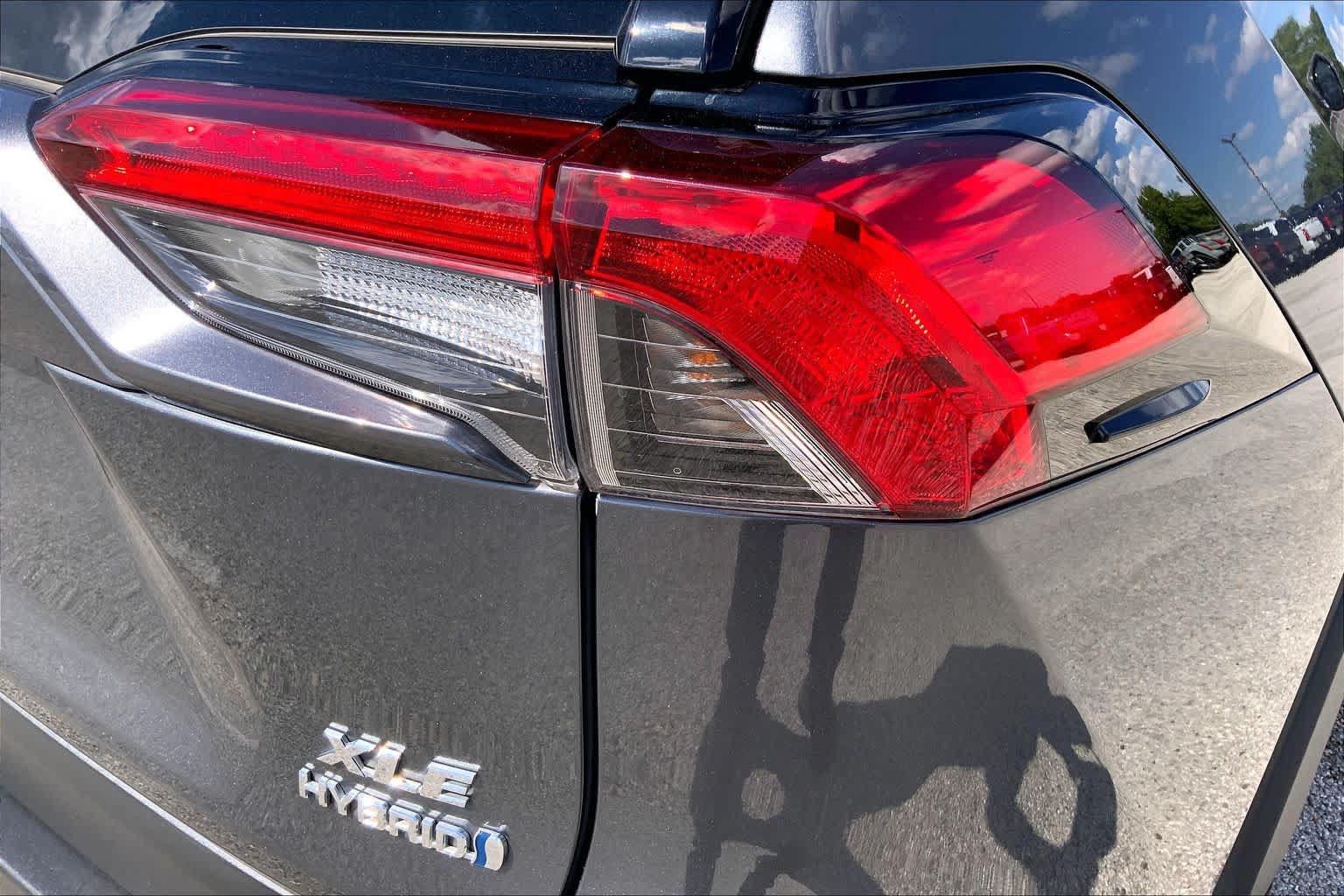Used 2024 Toyota RAV4 XLE w/ Convenience Package AWD/4WD image 29