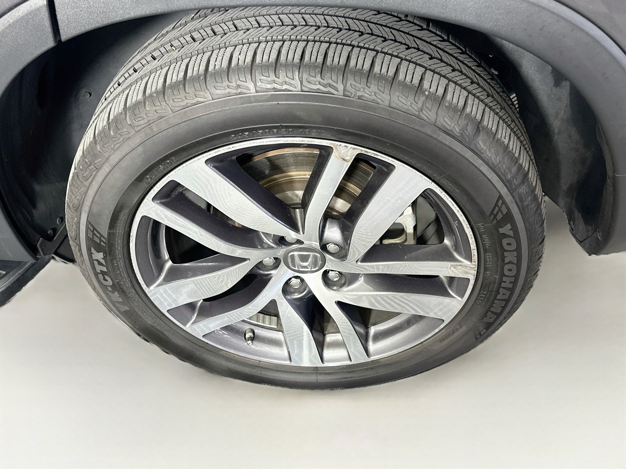 Used 2017 Honda Pilot Touring image 11