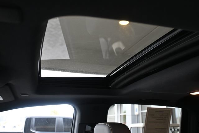 Used 2024 Chevrolet Colorado ZR2 w/ Technology Package image 21