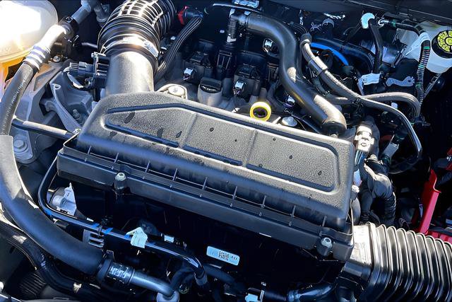 Used 2025 Ford Escape ST-Line image 27