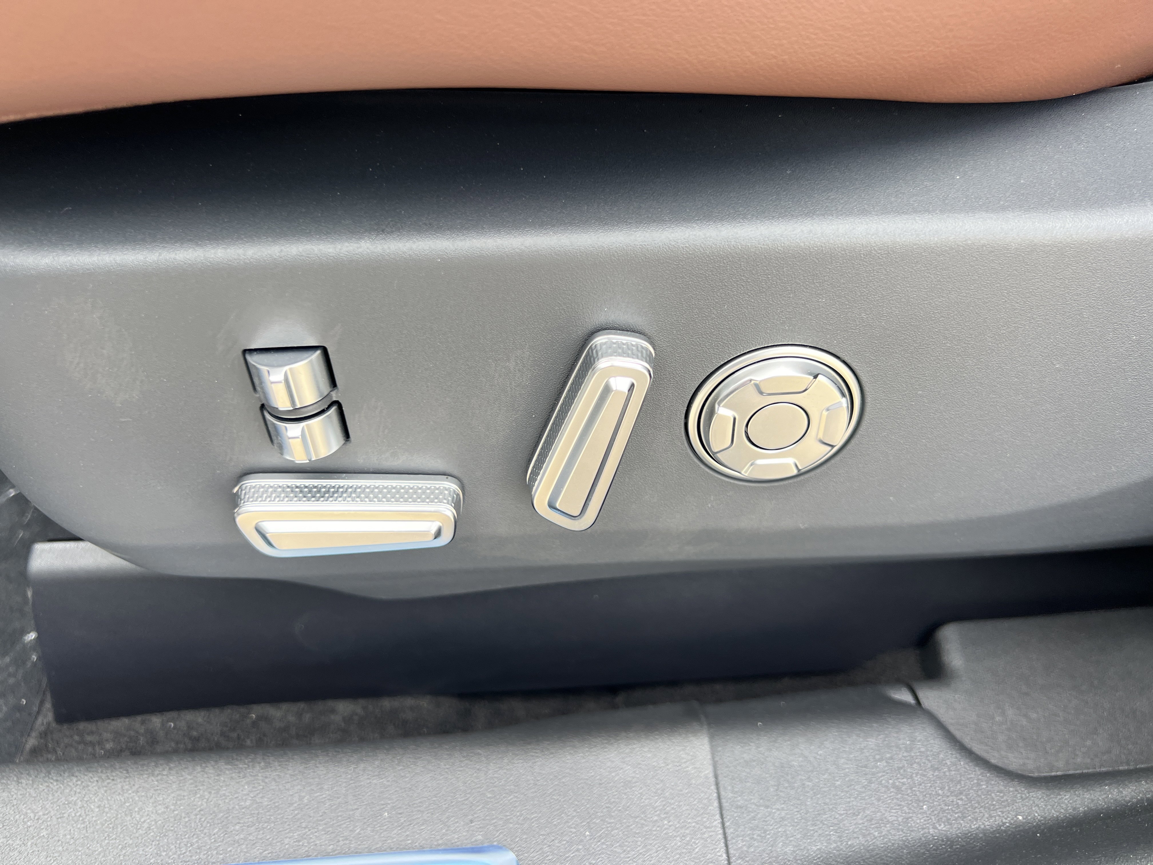 New 2026 Lincoln Nautilus Reserve AWD/4WD image 21