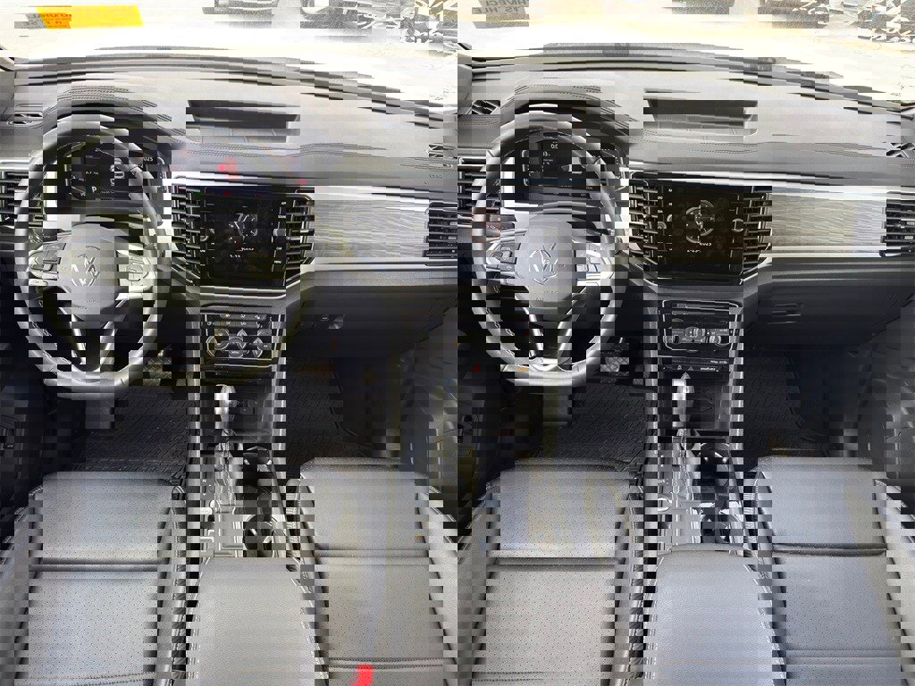 Used 2023 Volkswagen Atlas Cross Sport SE w/ Panoramic Sunroof Package image 27