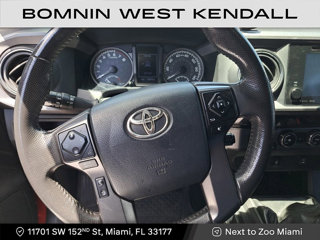 Used 2017 Toyota Tacoma SR image 18