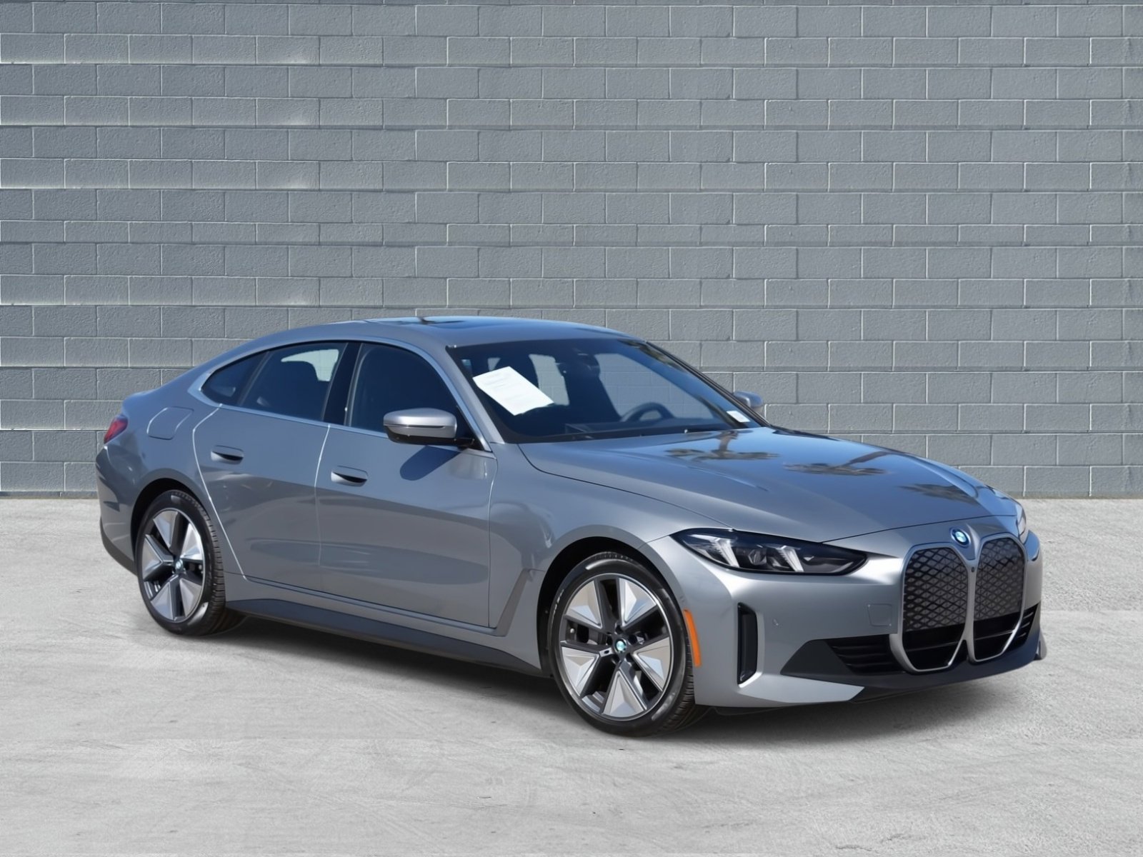 Certified 2025 BMW i4 xDrive40i image 1