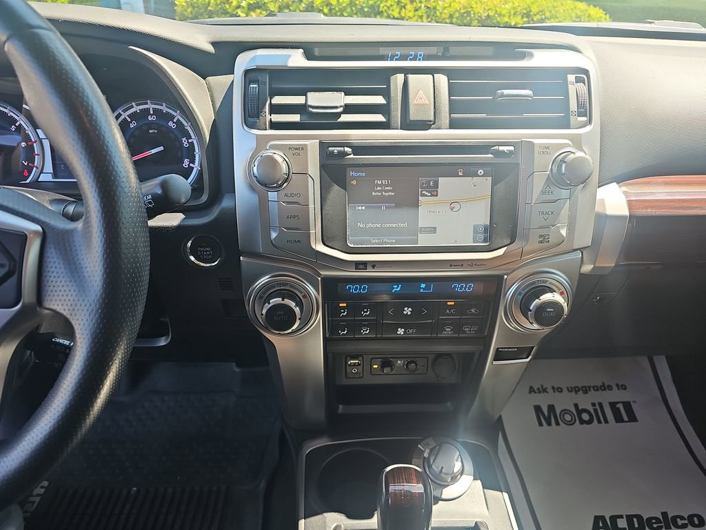 Used 2016 Toyota 4Runner Limited AWD/4WD image 17