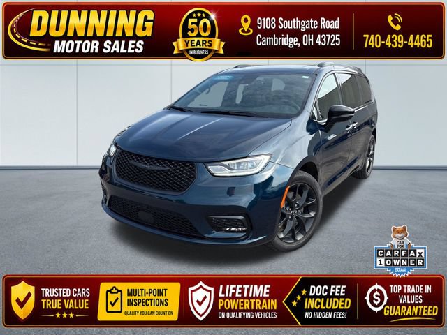 Used 2025 Chrysler Pacifica Limited w/ Trailer Tow Group AWD/4WD image 1