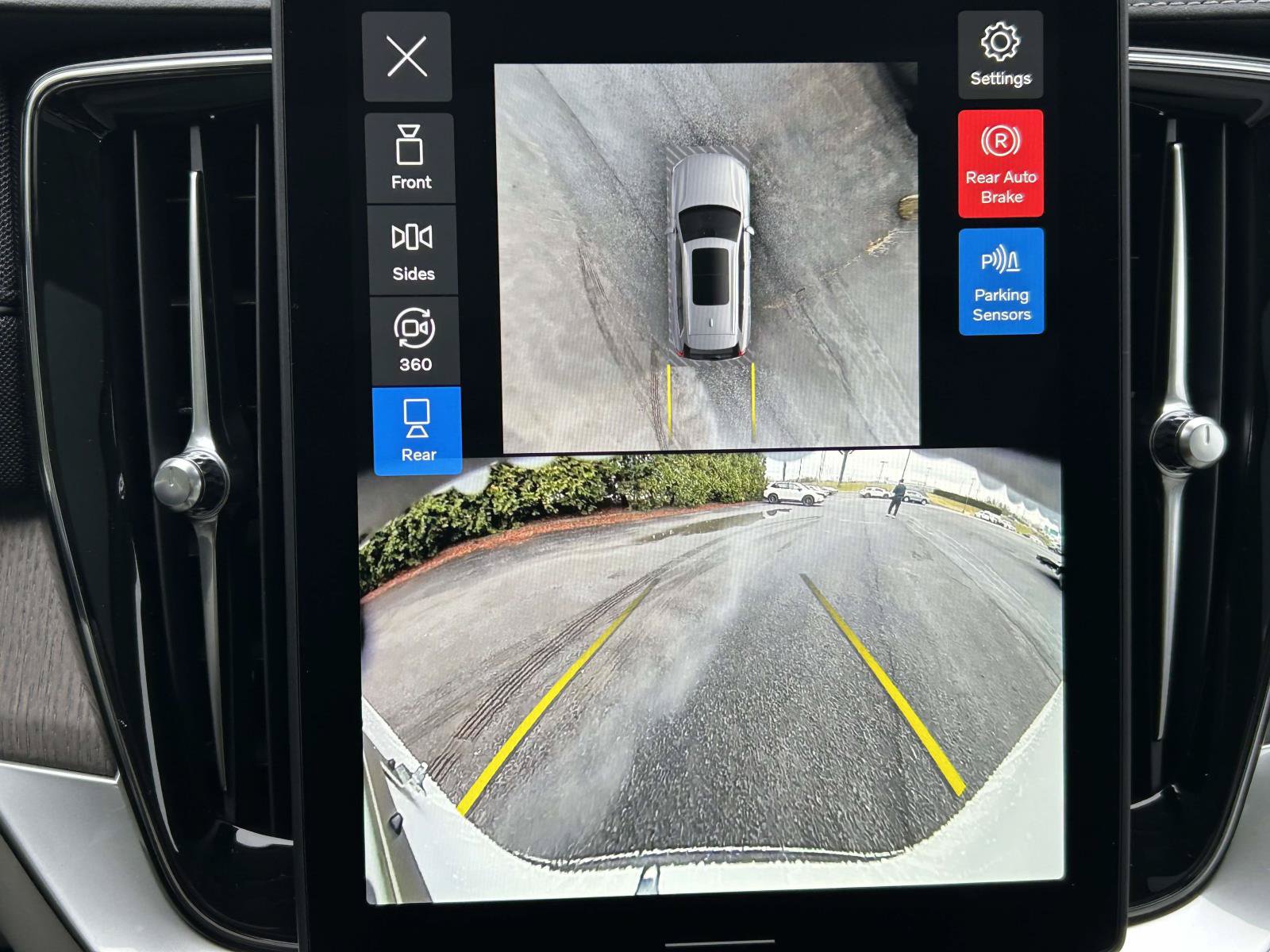 New 2026 Volvo XC90 B6 Ultra w/ Protection Package AWD/4WD image 23