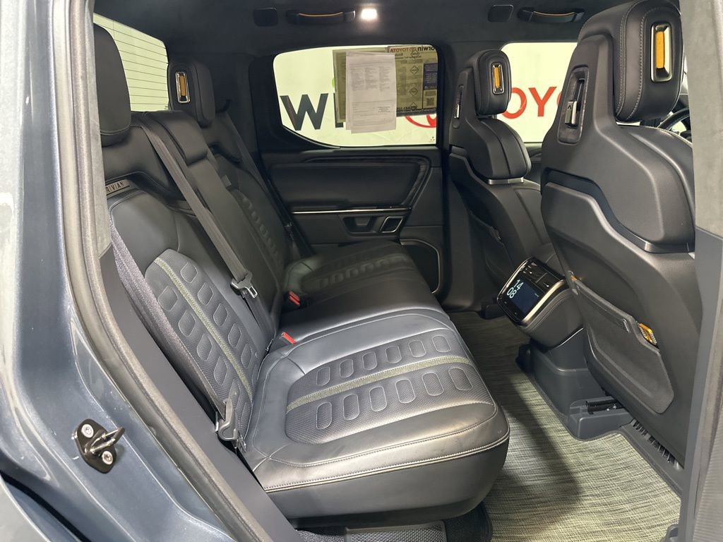 Used 2022 Rivian R1T Adventure image 15