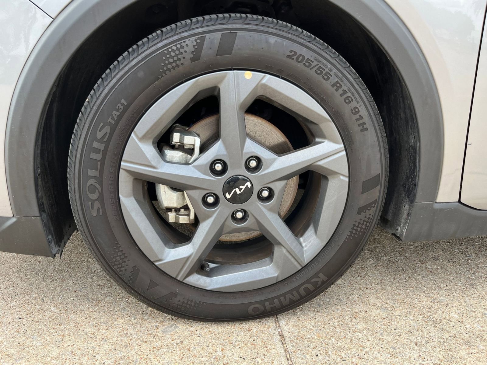 Used 2025 Kia K4 FWD image 33