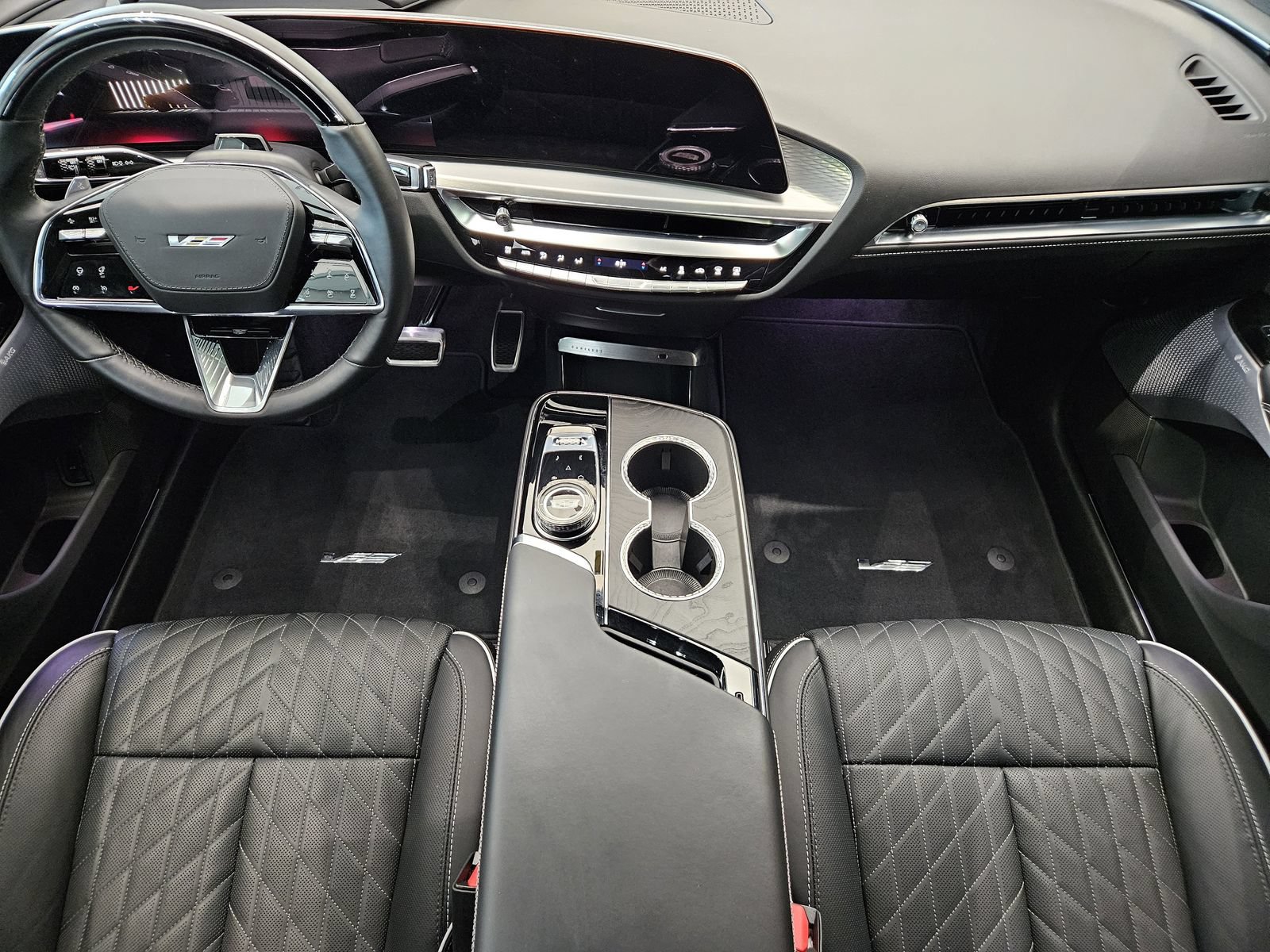 Certified 2026 Cadillac Lyriq V w/ LPO, Floor Liner Package AWD/4WD image 28