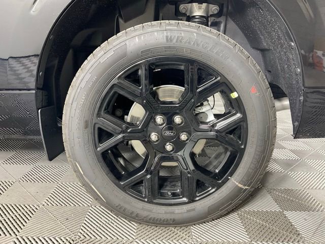 New 2026 Ford Maverick Lobo image 10