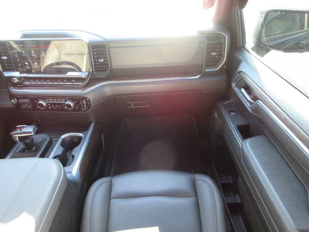 Certified 2024 GMC Sierra 1500 Elevation w/ Elevation Premium Package AWD/4WD image 19