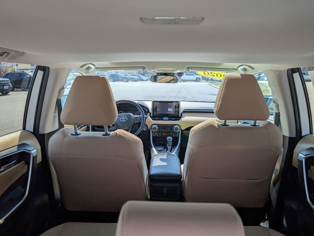 Used 2020 Toyota RAV4 XLE w/ Convenience Package AWD/4WD image 14