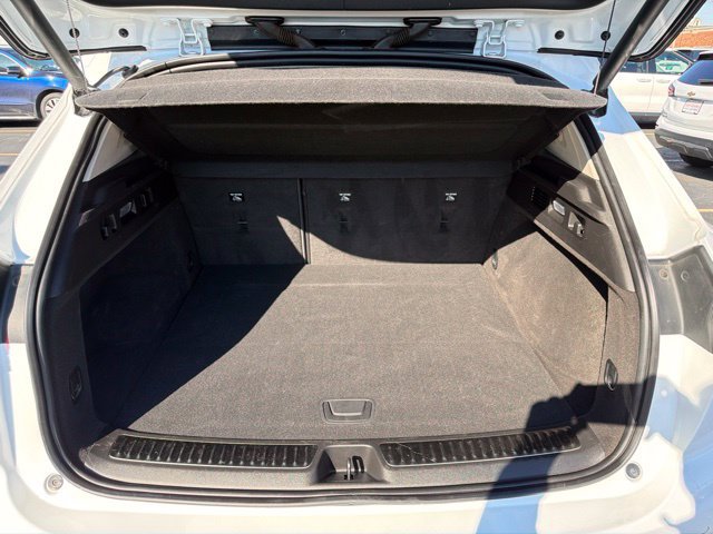 Certified 2021 Buick Envision Essence w/ Sport Touring Package AWD/4WD image 15
