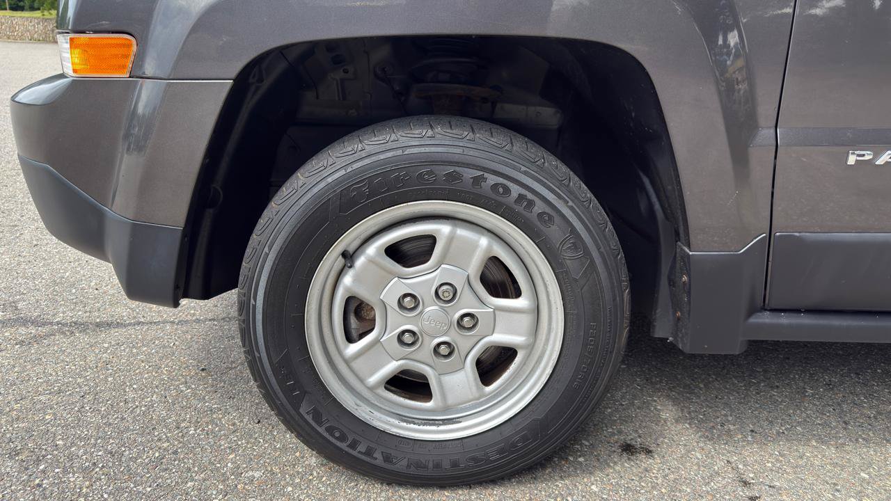 Used 2015 Jeep Patriot Sport AWD/4WD image 45