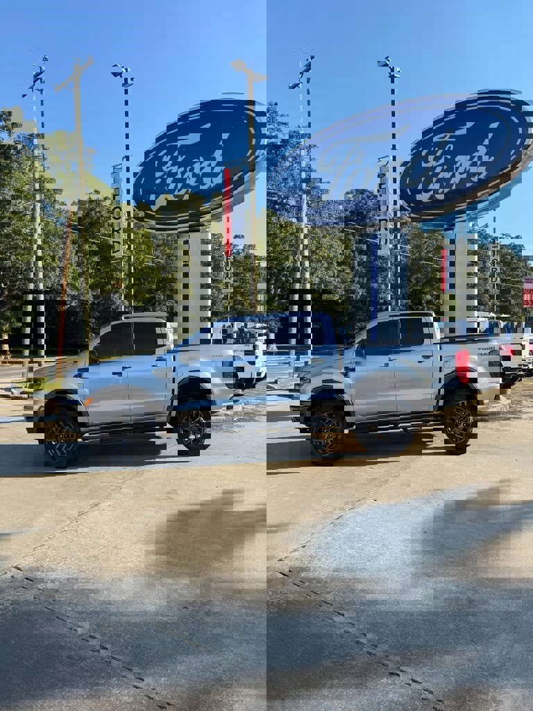 Used 2021 Ford Ranger XLT w/ Tremor Off-Road Package image 3