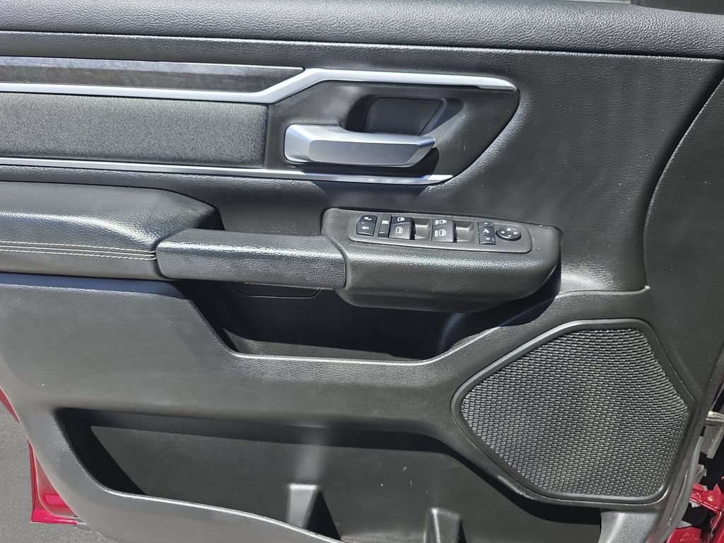 Used 2022 RAM 1500 Big Horn AWD/4WD image 17