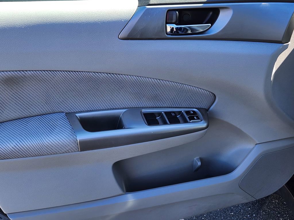 Used 2010 Subaru Forester 2.5X Premium w/ Utility Pkg image 14