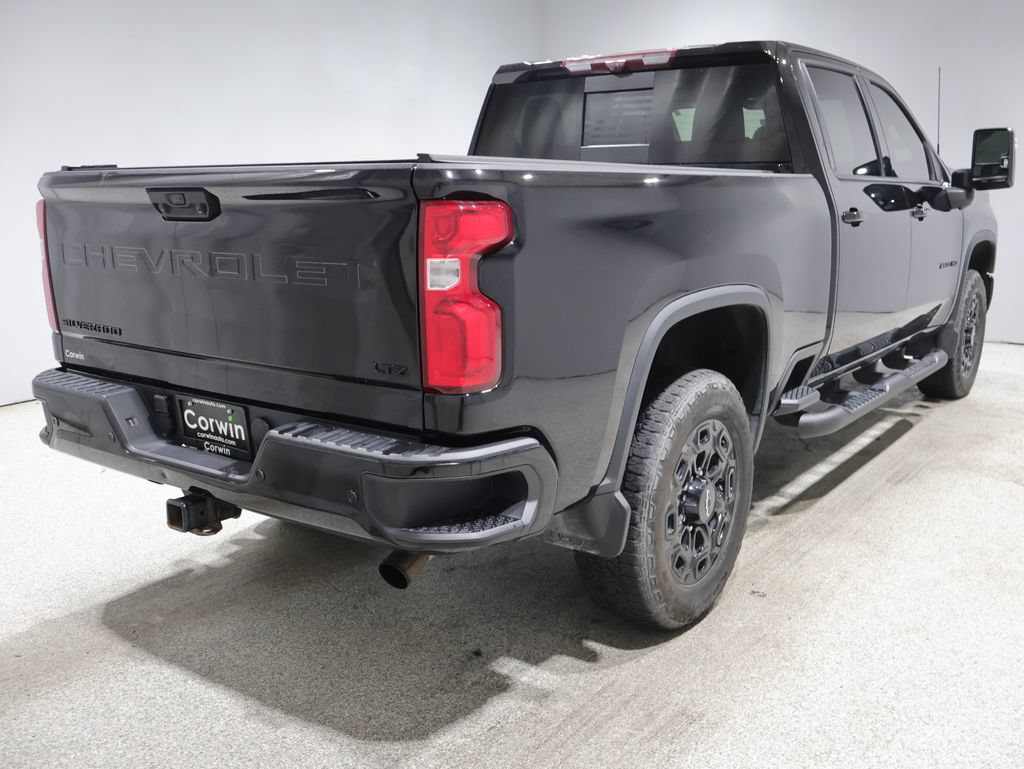 Used 2024 Chevrolet Silverado 2500 LTZ w/ LTZ Plus Package AWD/4WD image 2