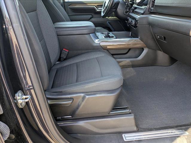 Used 2024 Chevrolet Silverado 2500 LT w/ Convenience Package image 18