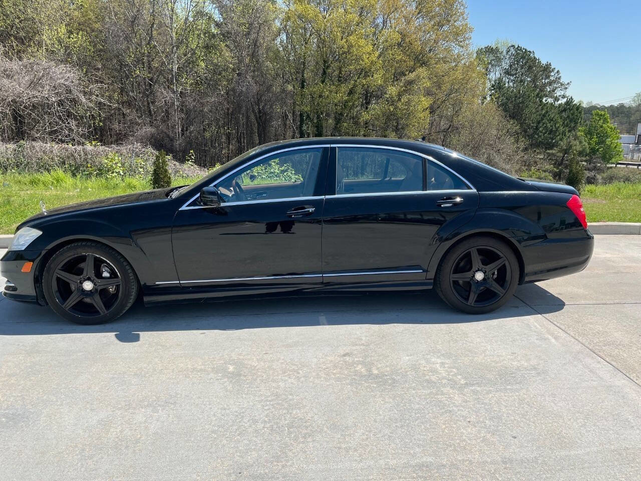 Used 2010 Mercedes-Benz S 550 image 2