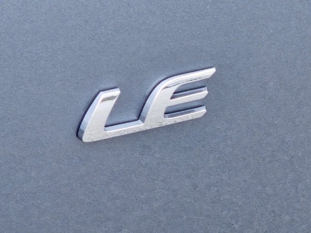 Used 2026 Toyota Corolla Cross LE w/ Moonroof Package FWD image 40