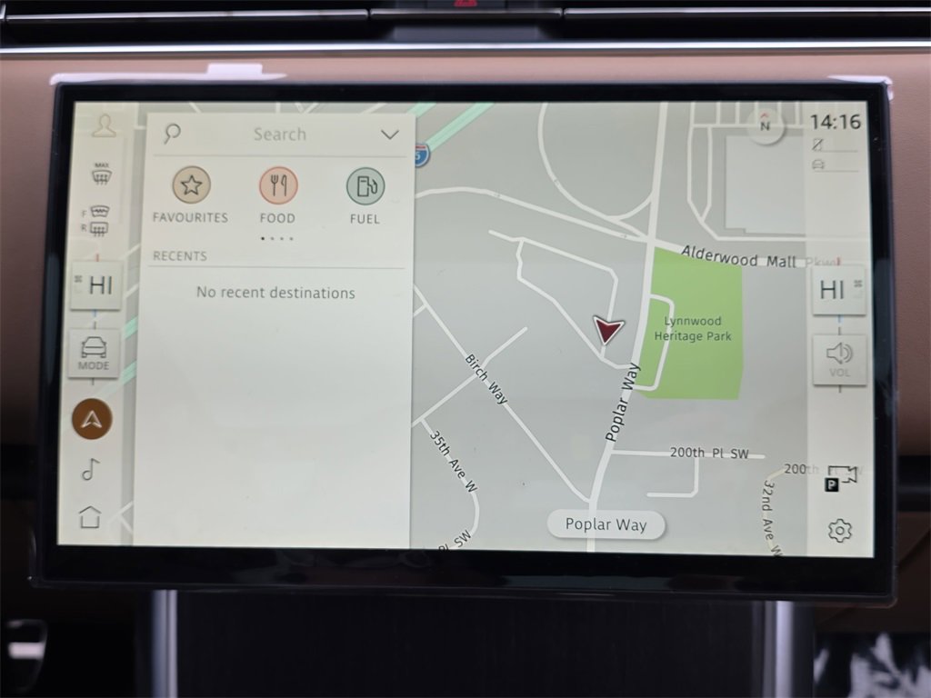 New 2026 Land Rover Range Rover SE image 22