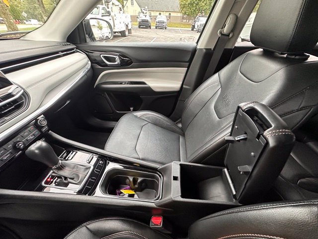 Used 2022 Jeep Compass Limited AWD/4WD image 24