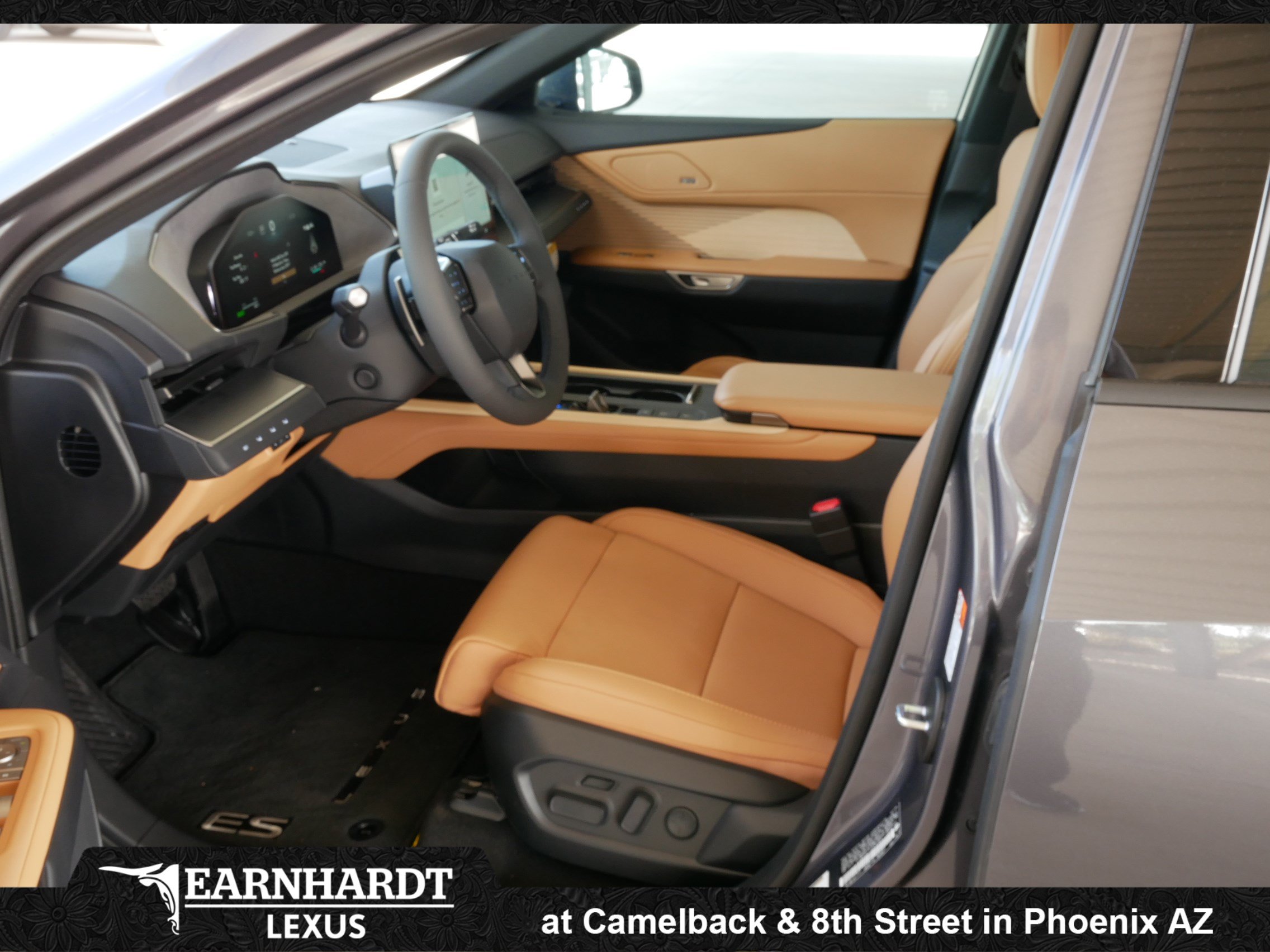 New 2026 Lexus ES 350e w/ Accessory Package (Z2) FWD image 4
