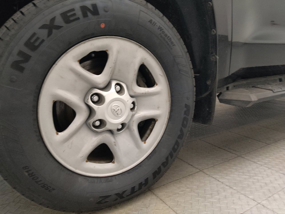 Used 2020 Toyota Tundra SR AWD/4WD image 31
