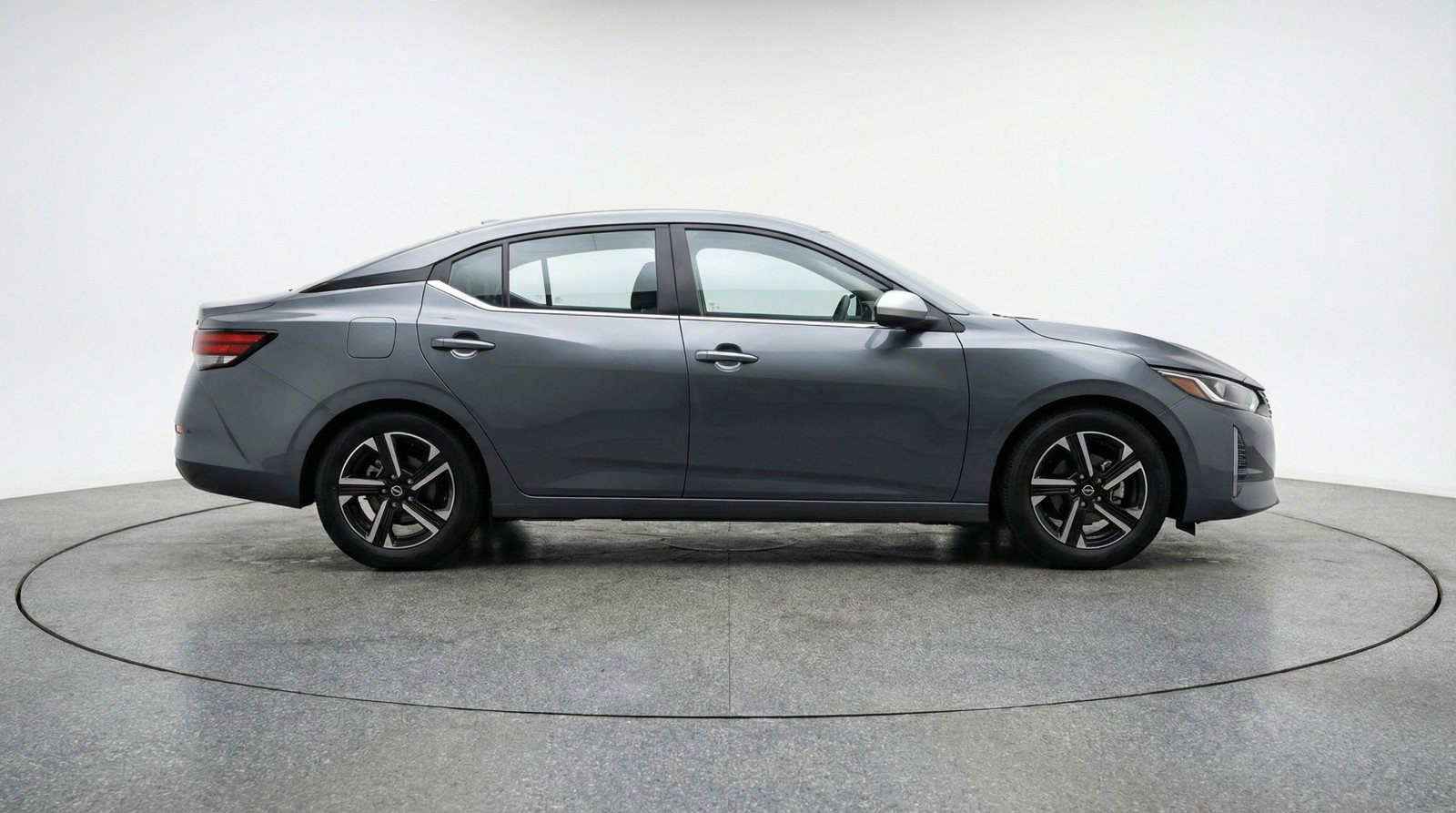 Used 2025 Nissan Sentra SV image 11