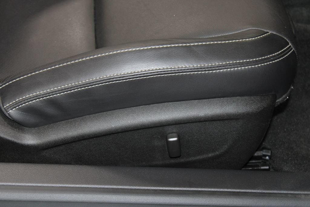 Used 2011 Chevrolet Camaro SS w/ RS Package RWD image 31